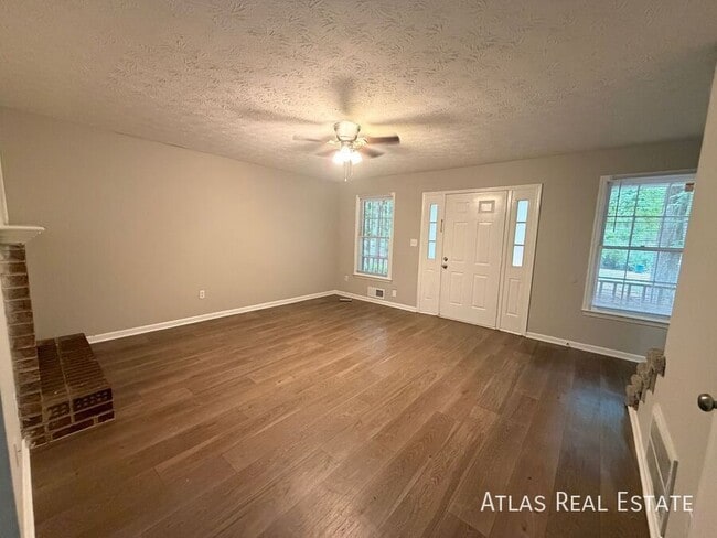 Photo - 102 Highland Park Dr