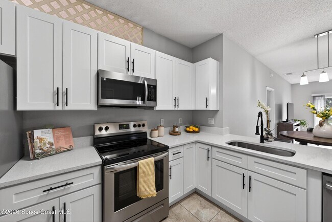 Photo - 1850 Emerald Green Cir