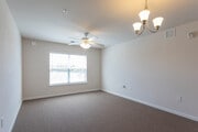 2BR, 2BA - 950 SF