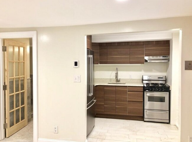 Building Photo - 482 Columbus Ave Rental