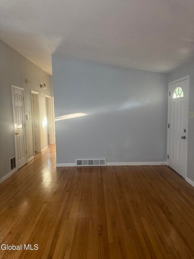 Photo - 11 Harold Ave House