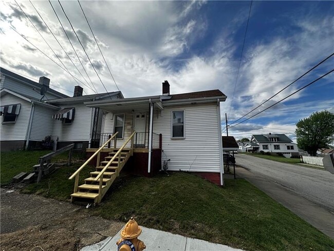 Building Photo - 601 Addison St Rental
