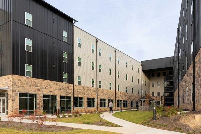 Intrada Westside Apartments
