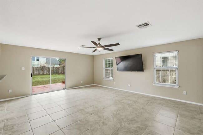 Photo - 509 Castebar Dr