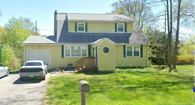 Building Photo - 13 Pawtuxet Ave Rental