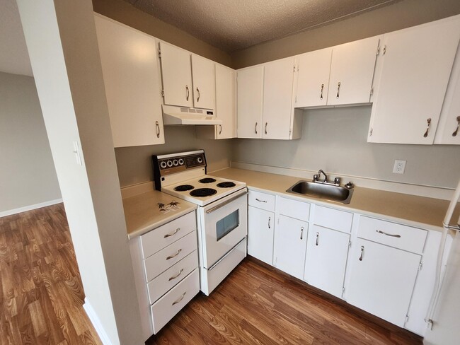 Photo - 411 Ellerdale St Unit 708