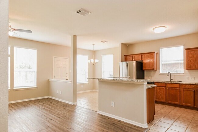 Photo - 11305 Shoal Creek Dr