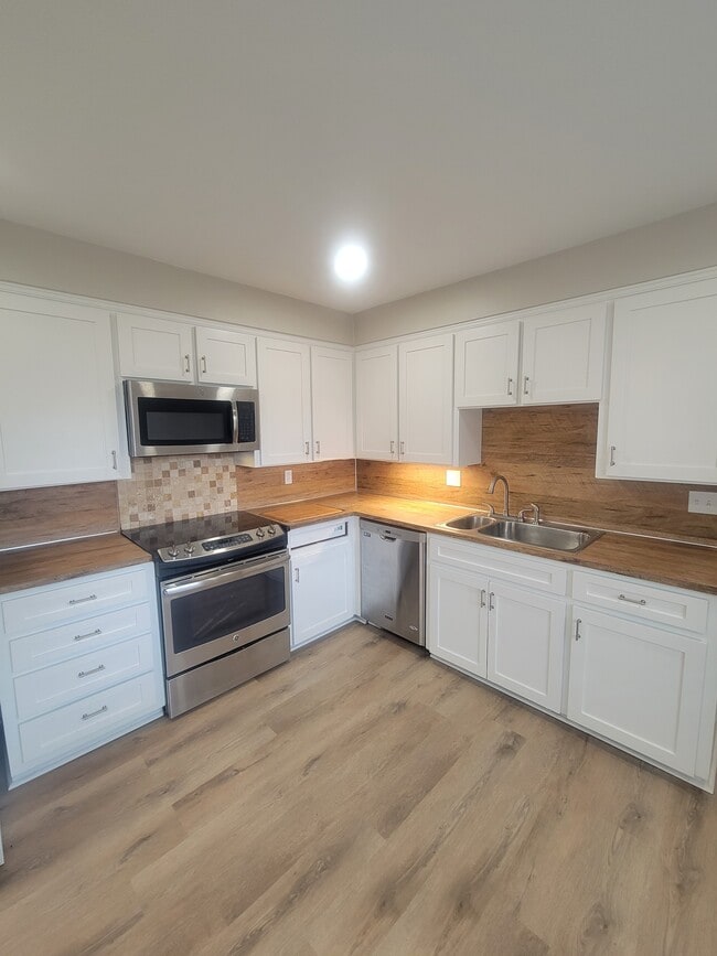 Photo - 7410 Ouachita Dr