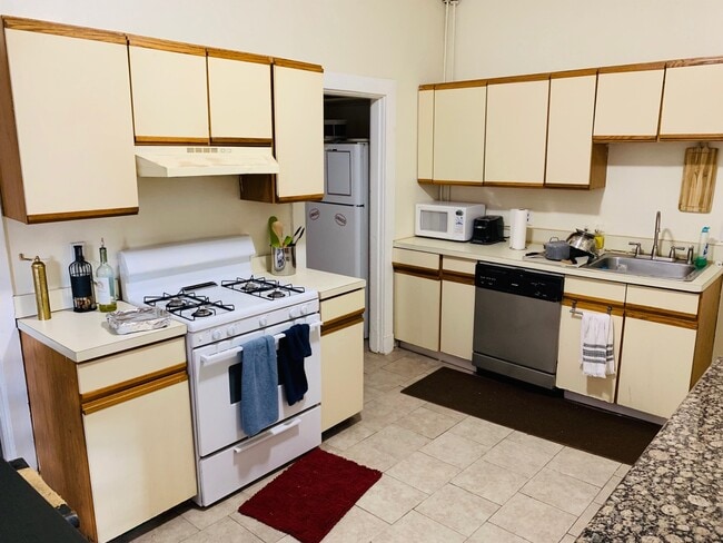 Photo - 1288 Commonwealth Ave Unit 1