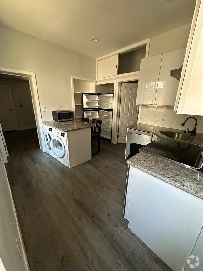 Building Photo - 3809 Baring St Unit 1B Rental