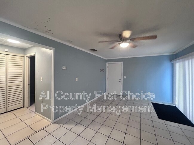 Photo - 613 1st Ave NE