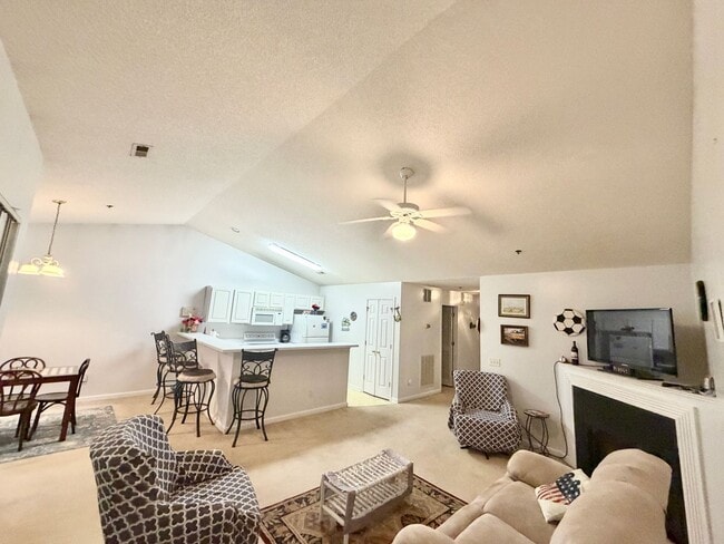 Building Photo - 1605 Willoughby Pk Ct
