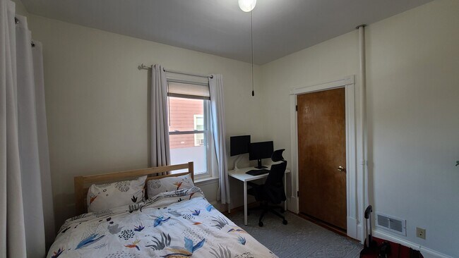 Photo - 50 Temple St Unit 49-1