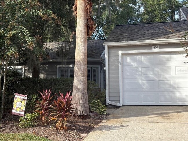 Building Photo - 920 NW 124th Dr