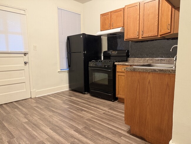 Photo - 11335 S Langley Ave Unit 1