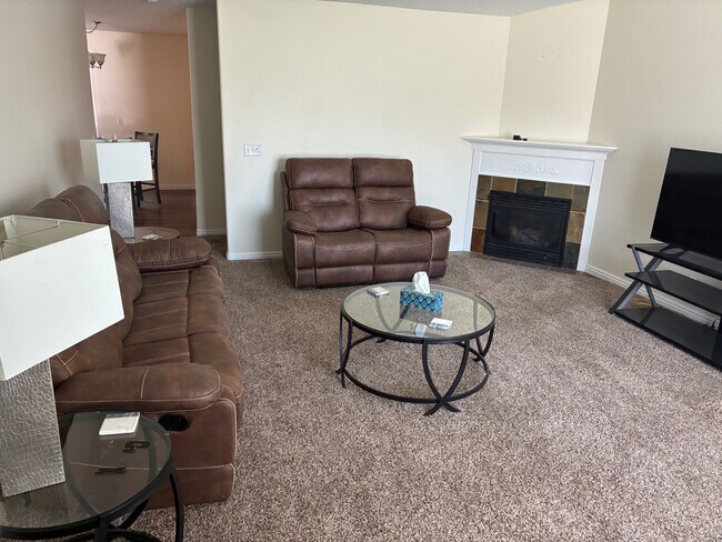 Photo - 406 Pratt Pl House