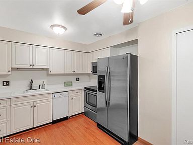 Building Photo - 44521 N Umberland Cir Unit 44521 North Umberland