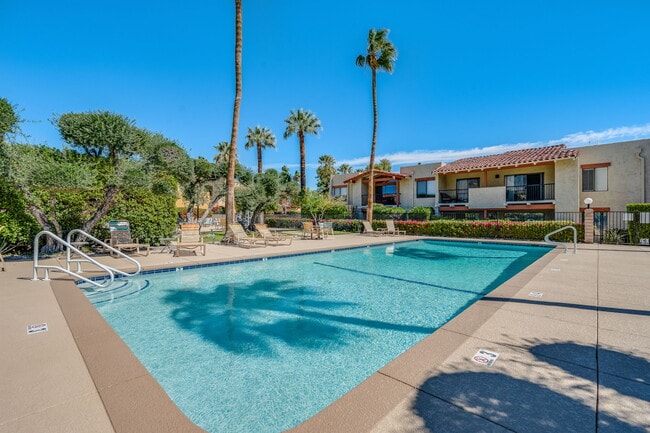 Photo - 1411 N Sunrise Way Unit upper