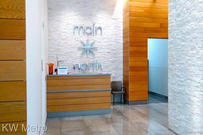 Photo - 350 N Main St Unidad 618