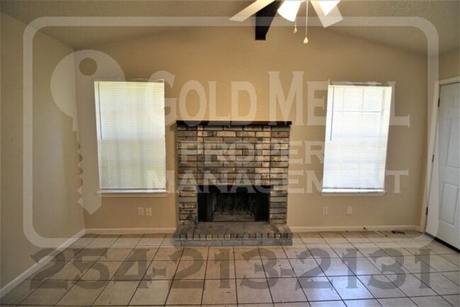 Photo - 4801 Cedarhill Cir
