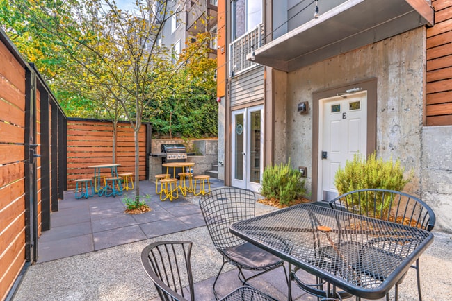 Photo - Soleil Apartments