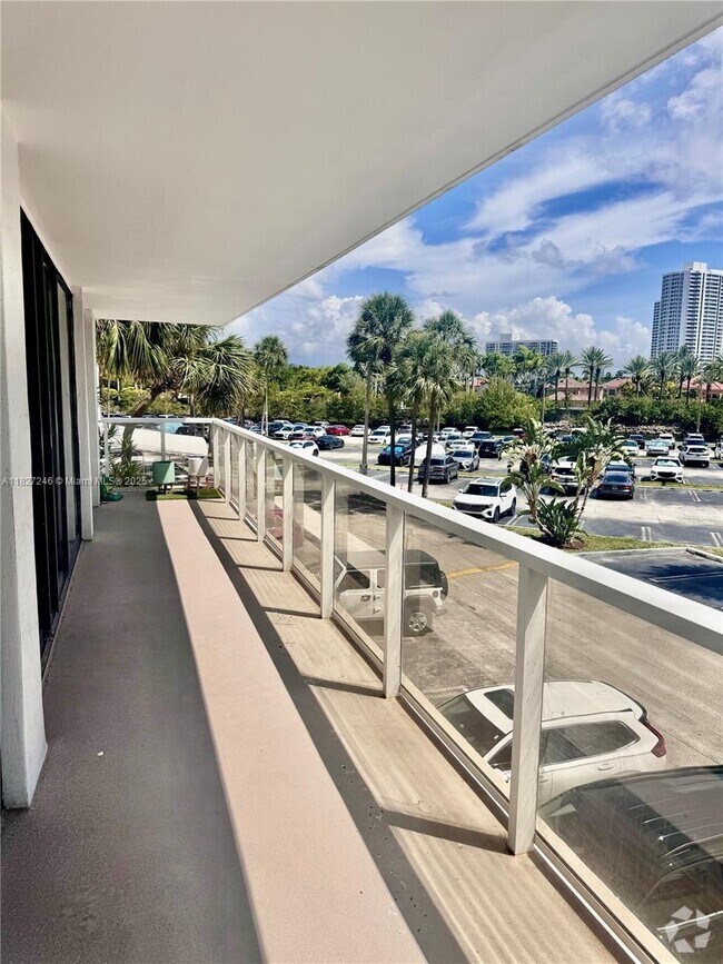 Building Photo - 3731 N Country Club Dr Unit 229 Rental