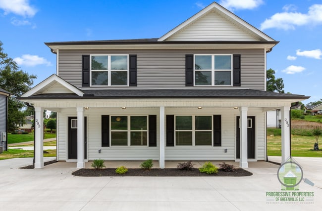 Photo - 203 Liberty Dr Townhome