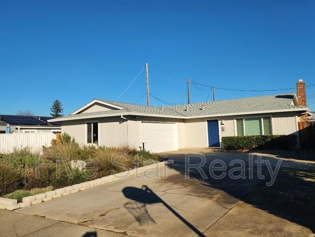 Photo - 2417 Foust St