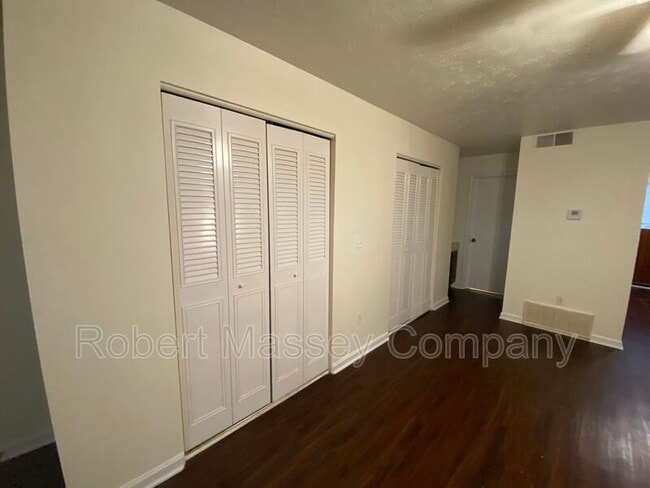 Photo - 2124 Cherokee Pkwy Unit #207