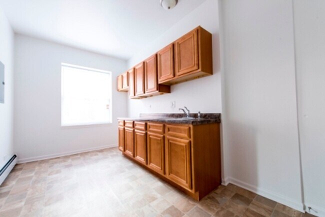 Photo - 4815 W Monroe