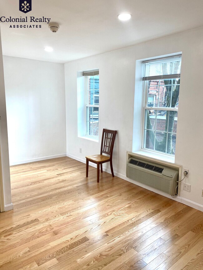 Photo - 74 Tyler St Unit C