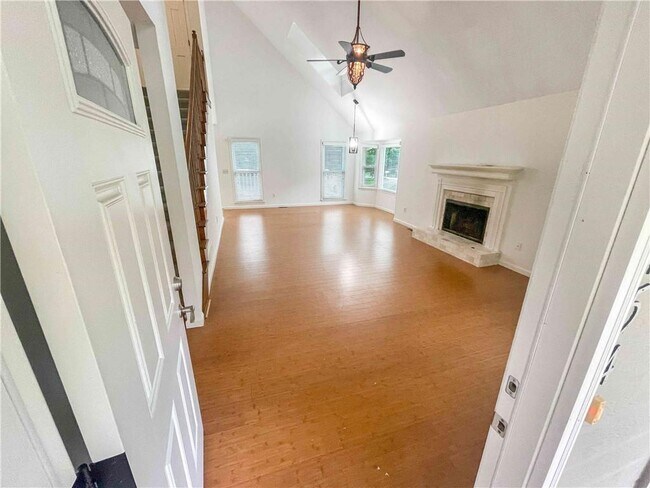 Photo - 1454 Hembree Station Dr
