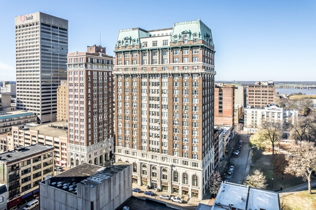Photo - Goodwyn Condominiums