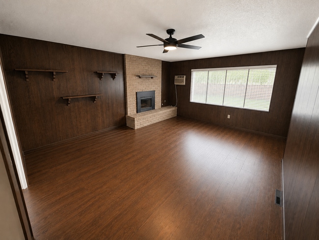 Photo - Newly Renovated 3 Bedroom Home with Bonus Family Room