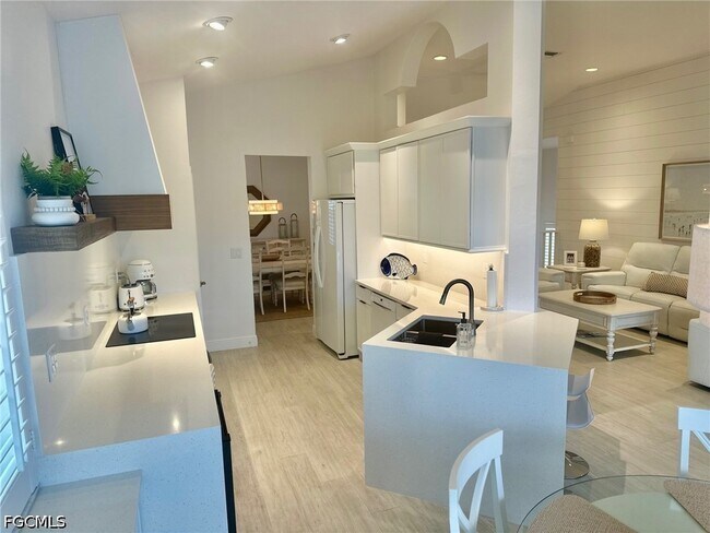 4510 Riverwatch Dr Unidad 203
