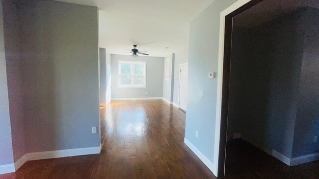 Photo - 147 Eagle St Unit 1