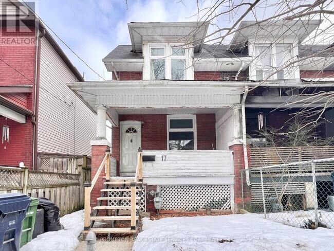 Photo - 17 Winnifred Ave