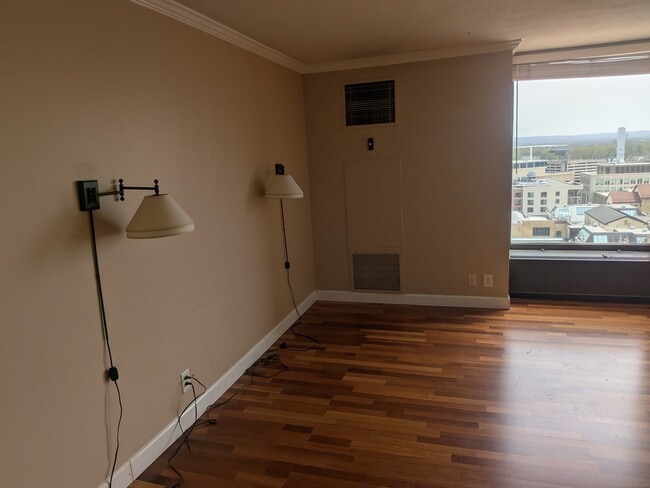 Photo - 1 Gold St Unit APT 16F