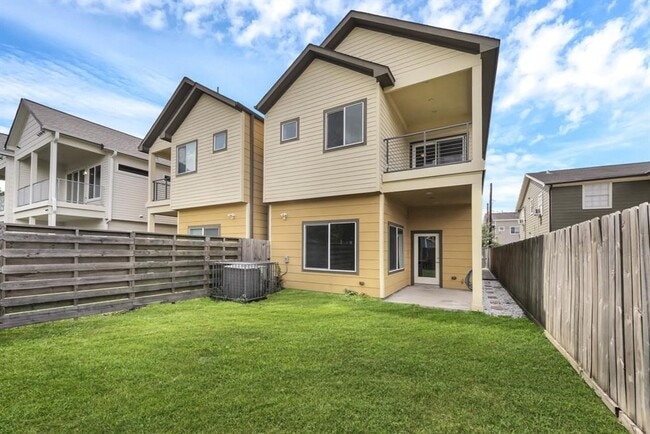 Photo - 4411 Hershe St