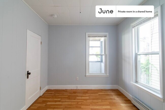 Photo - Room in Shared 3 bed/1 bath home Unidad C