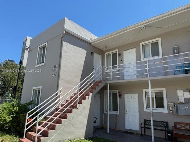 Photo - 172 NW 12th St Unidad 1