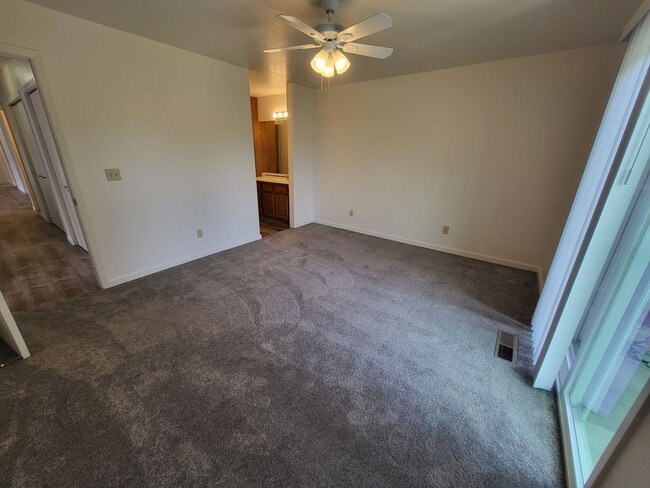 Photo - WAG0780> Unit WAT0780-B