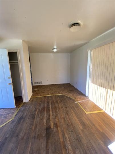 Photo - 1002 Pine Dr