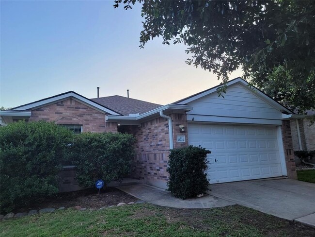 Photo - 11704 Dunblane Way Casa
