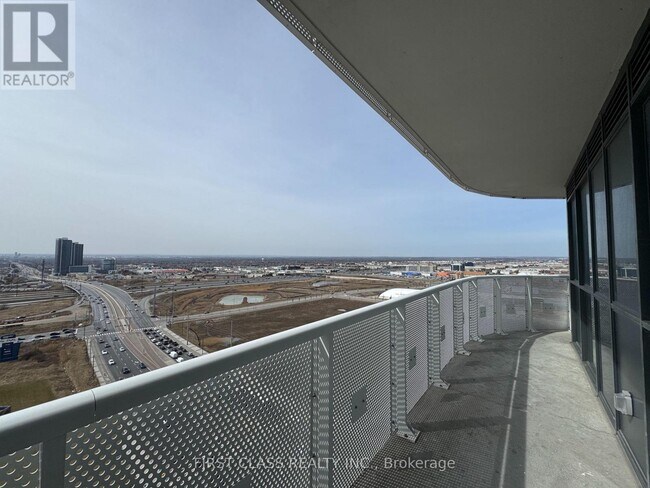 Photo - 225 Commerce St Unité 2009