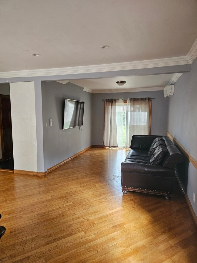 Photo - 7651 174th St