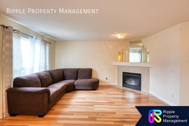 Photo - GORGEOUS 3 BEDS / 3.5 BATHS HOUSE WITH DOUBLE GARAGE PARKING!