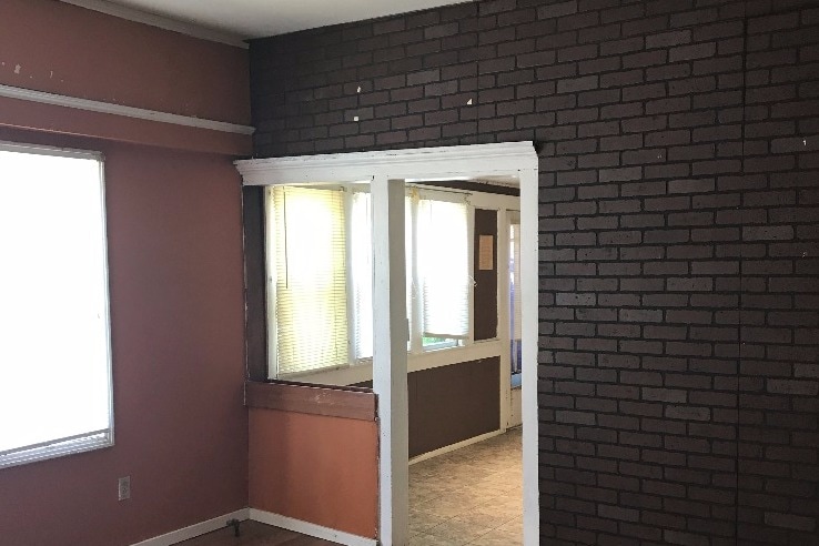 Sala de estar - 209 S Duck St