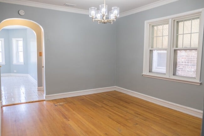 Photo - 5445 W 64th St