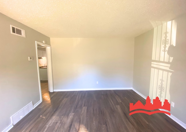 Photo - Welcome to 718 Northaven!